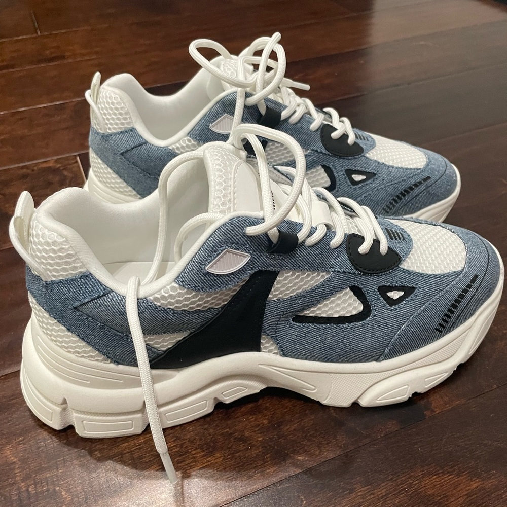 Steve Madden denim jean sneakers.